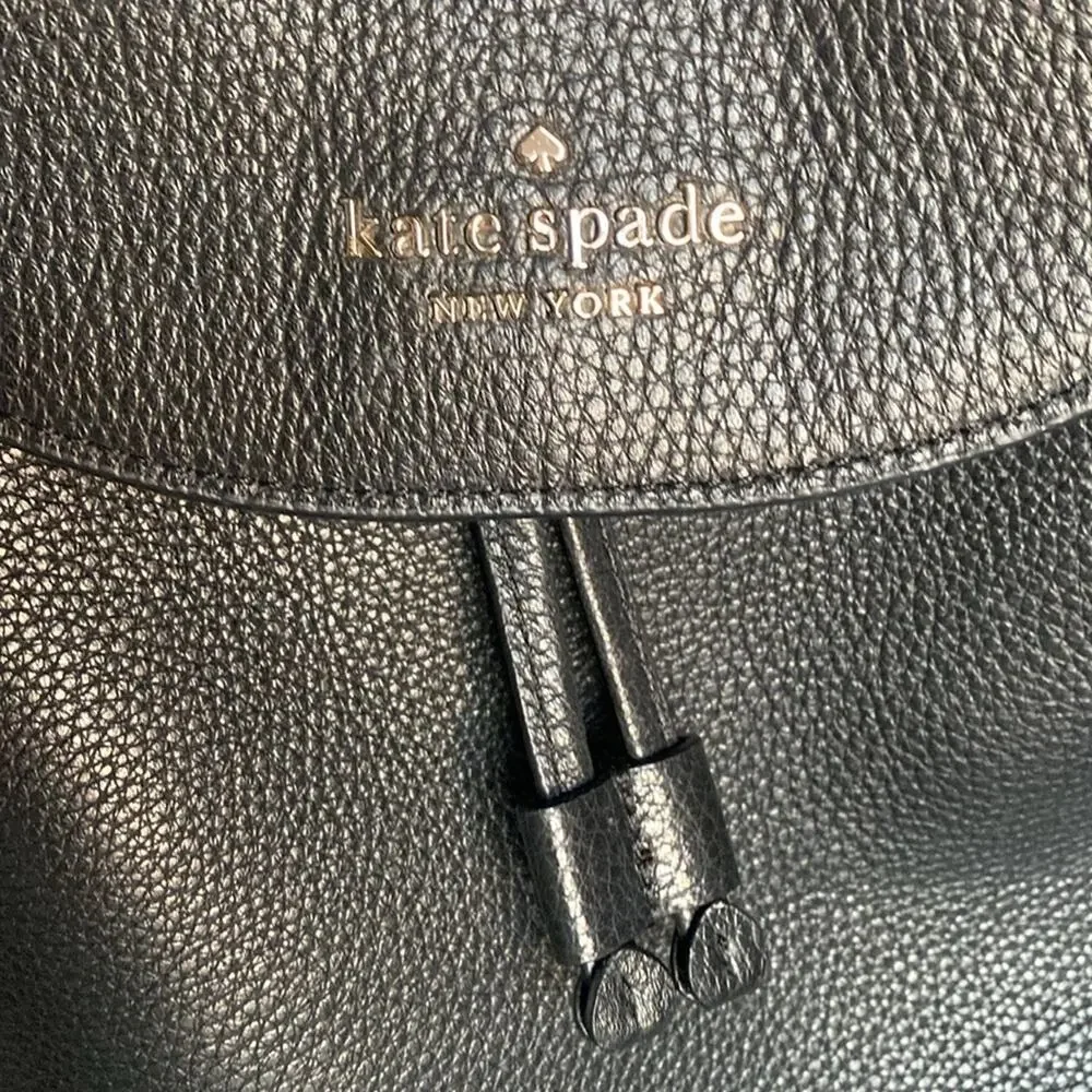 Kate Spade New York Backpack in Black Pebble Leather With Gold-Tone‎ Hardware